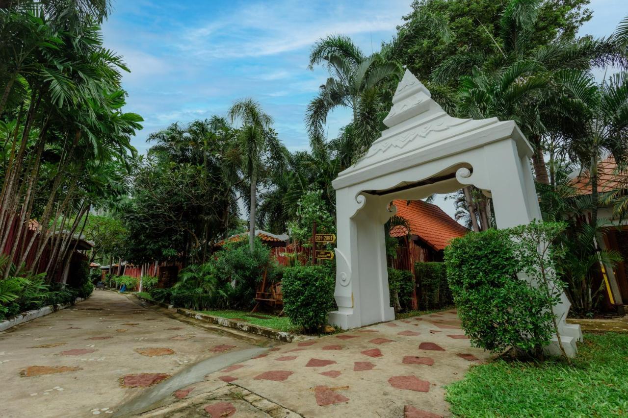 Villa Raya Resort Private Pool Villas Pattaya Exteriör bild